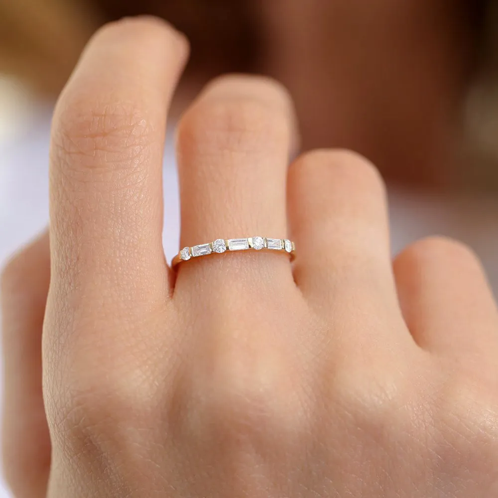 14K Alternating Baguette and Round Diamond Wedding Ring