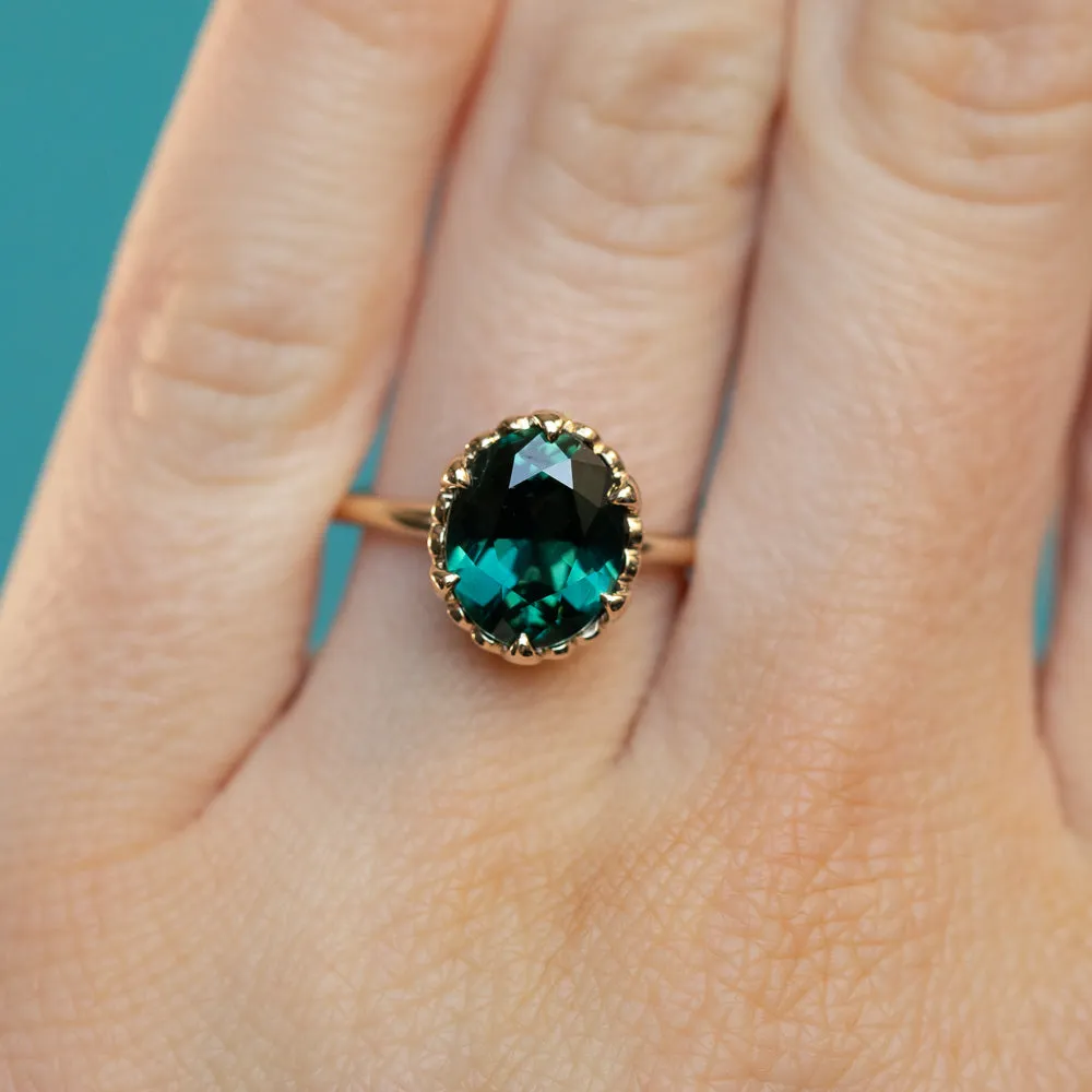 3.17ct Teal Oval Madagascar Sapphire Scallop Cup Sapphire Solitaire in 14K Yellow Gold