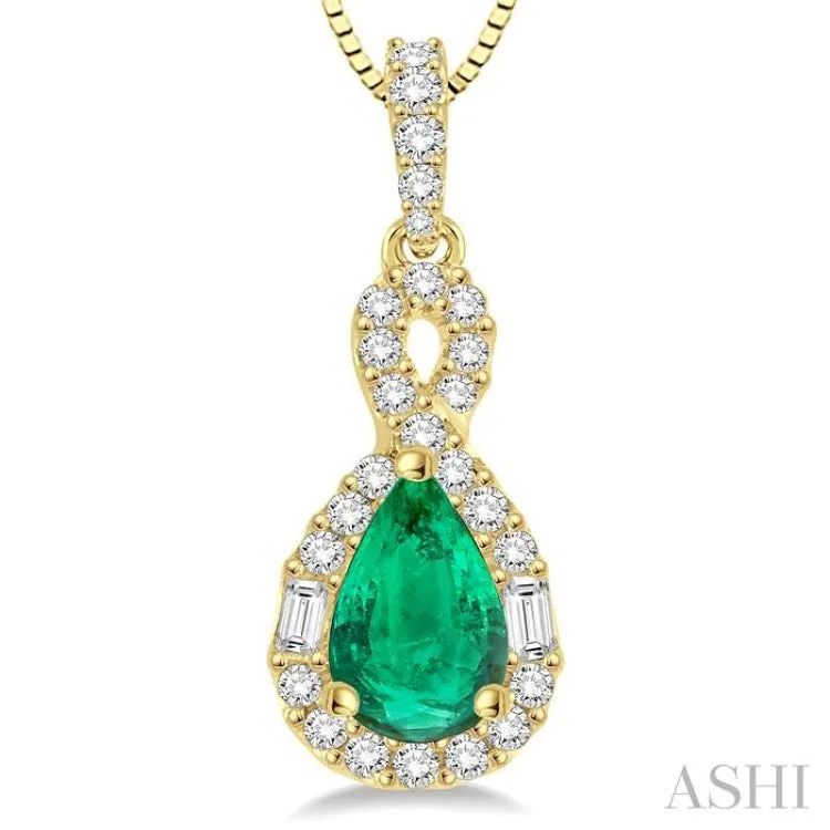 7x5 MM Pear Shape Emerald and 1/3 Ctw Diamond Pendant in 14K Yellow Gold with Chain