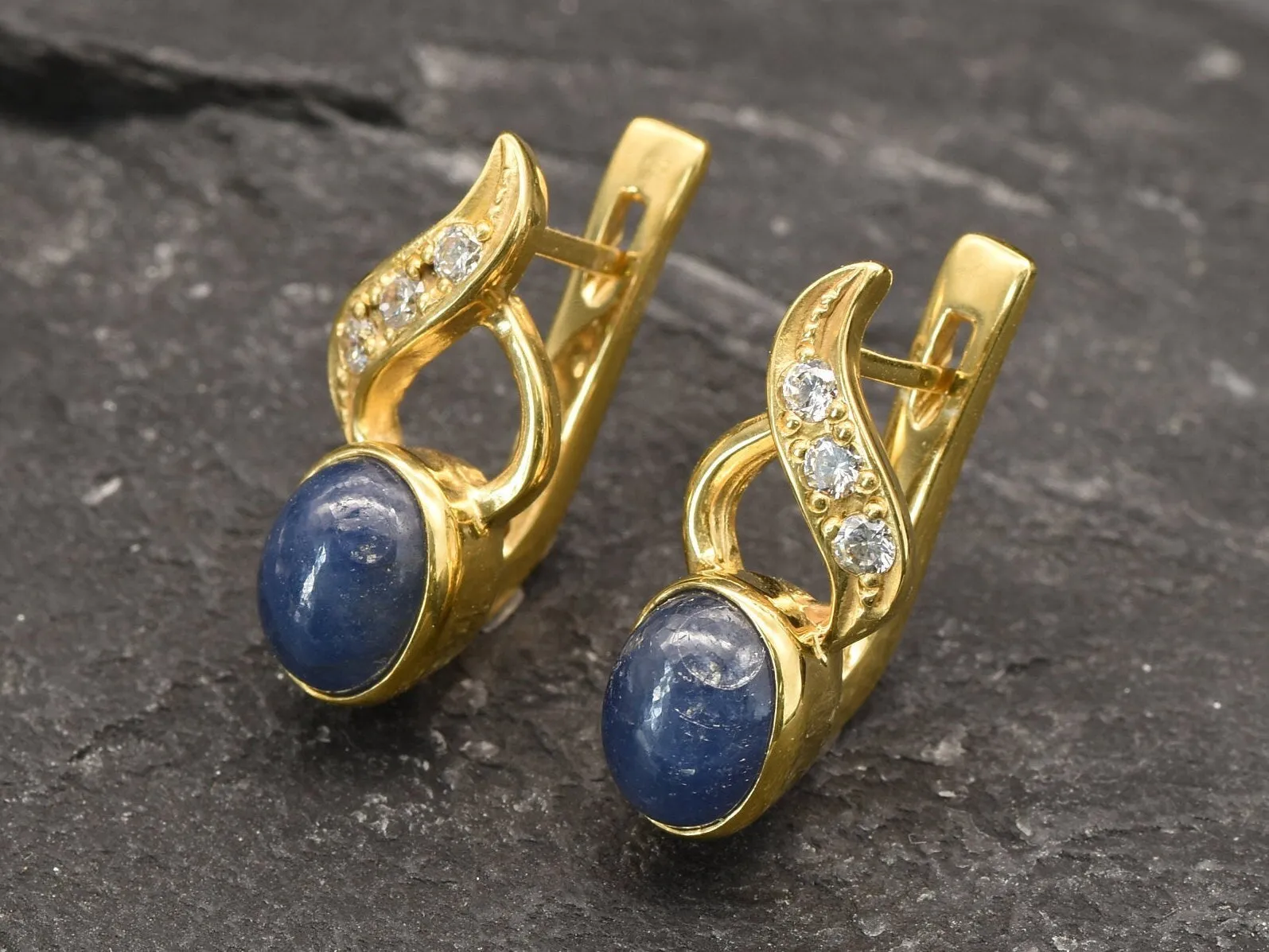 Gold Sapphire Earrings - Natural Sapphire, Blue Sapphire Earrings