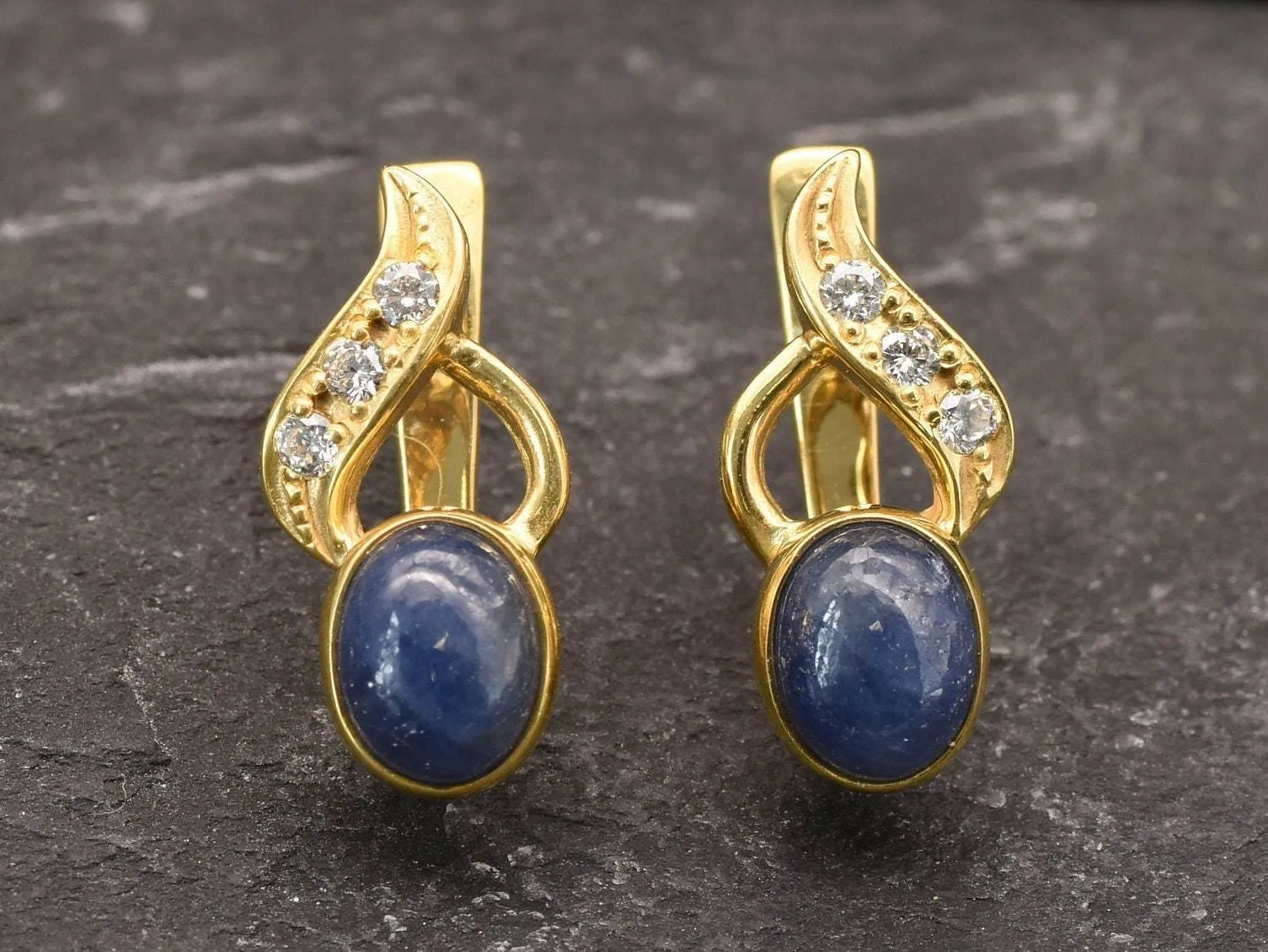 Gold Sapphire Earrings - Natural Sapphire, Blue Sapphire Earrings