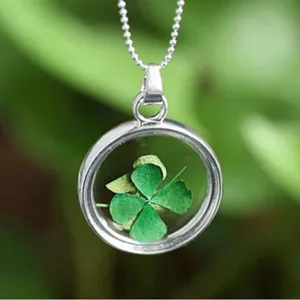 Lucky U Green Clover Leaf Glass Necklace