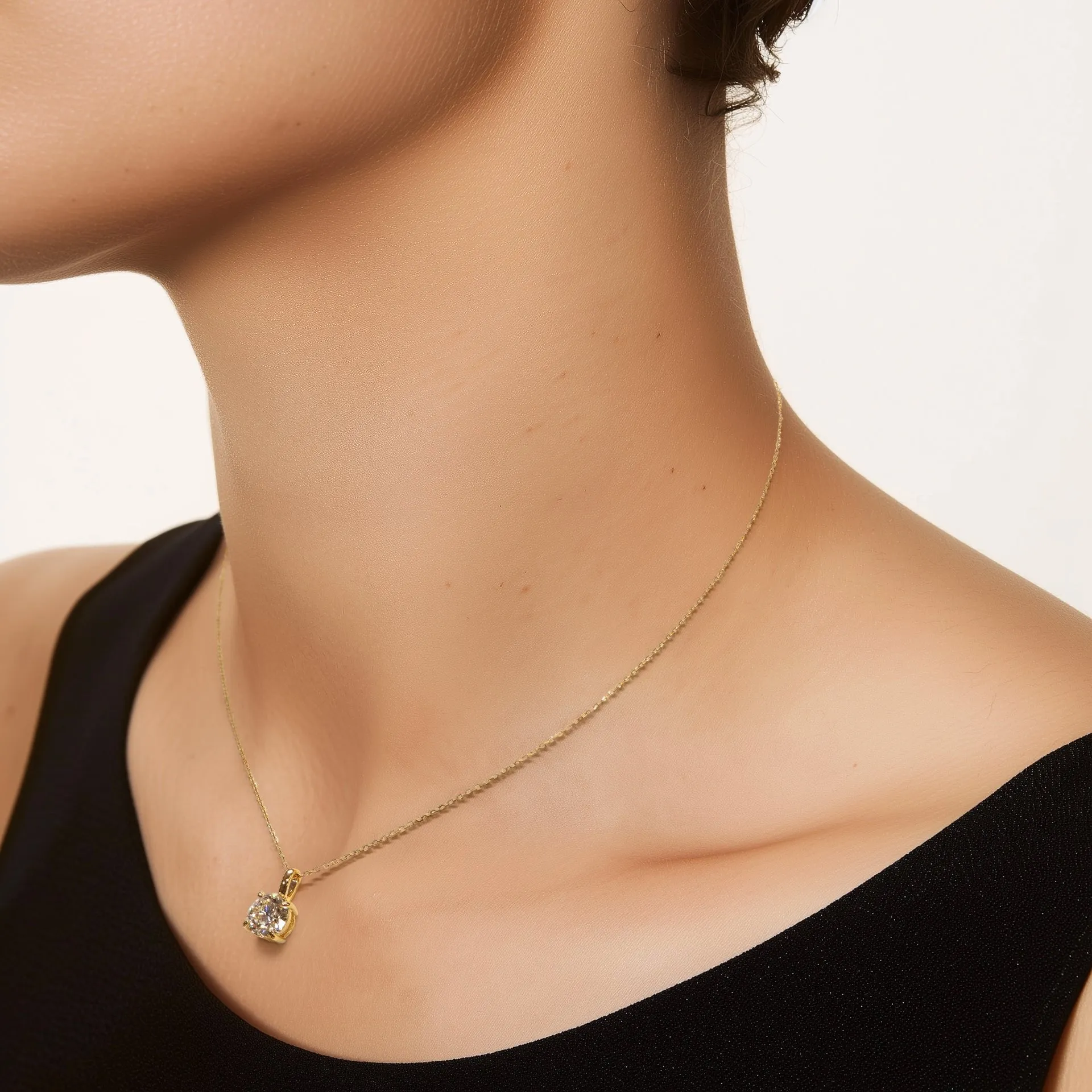 Luna solitaire bale necklace 2ct