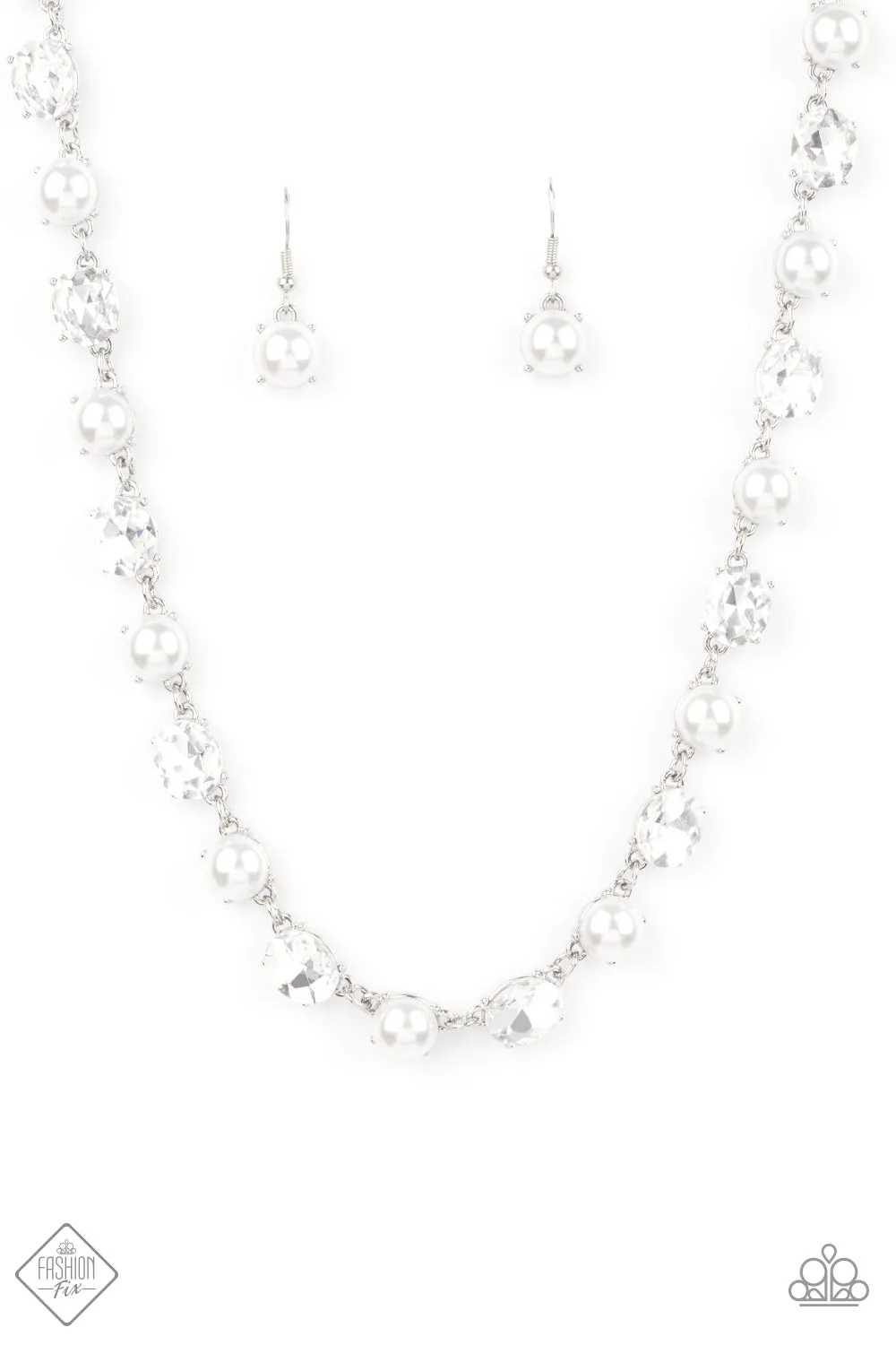 Paparazzi Necklace Fashion Fix Jan 2021 ~ Go-Getter Gleam - White