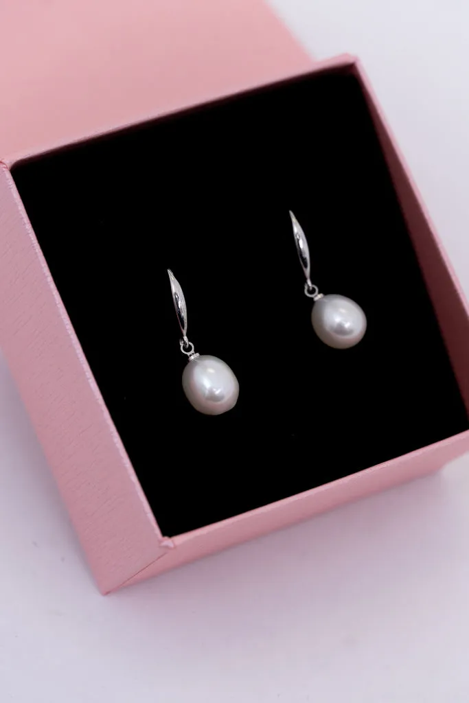 Pearl Drop Earrings