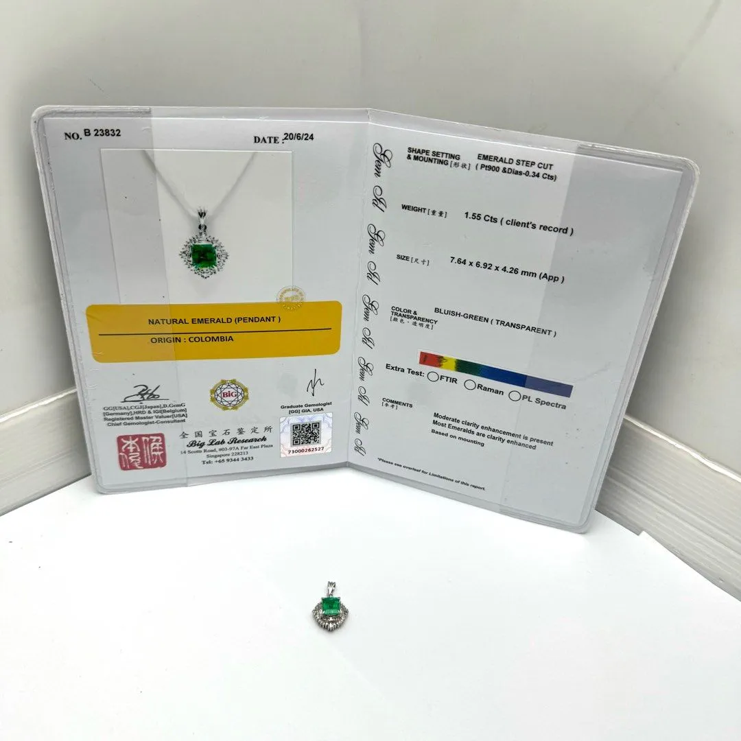 Pt900 Emerald =1.55cts Diamond Pendant With Cert