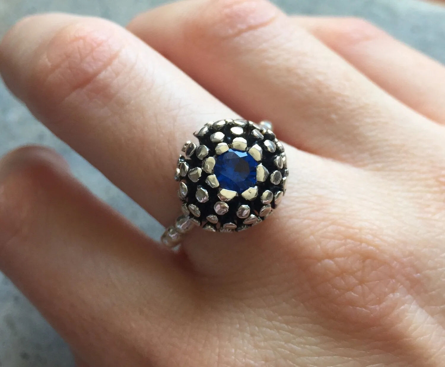 Sapphire Ring - Blue Sphere Ring - Vintage Berry Ring