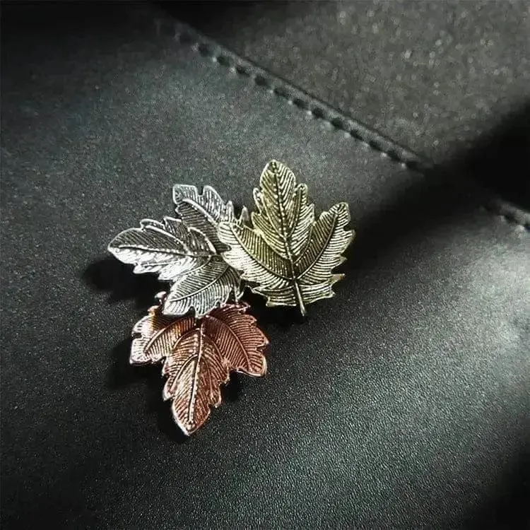 Vintage Maple Leaf Brooches - Stylish Unisex Metal Accessory 🍁