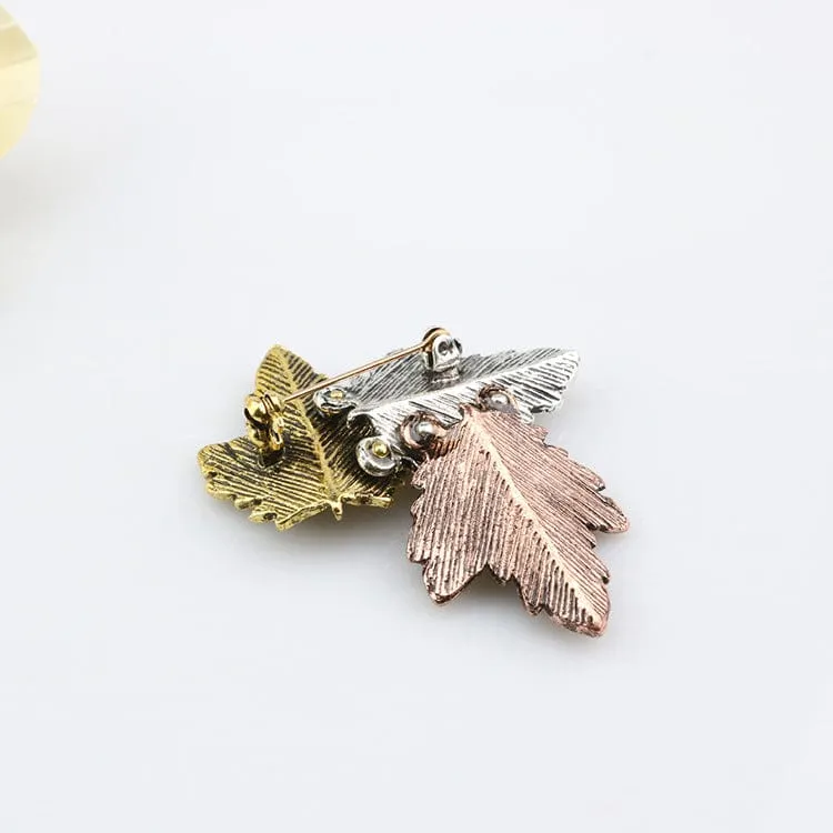 Vintage Maple Leaf Brooches - Stylish Unisex Metal Accessory 🍁