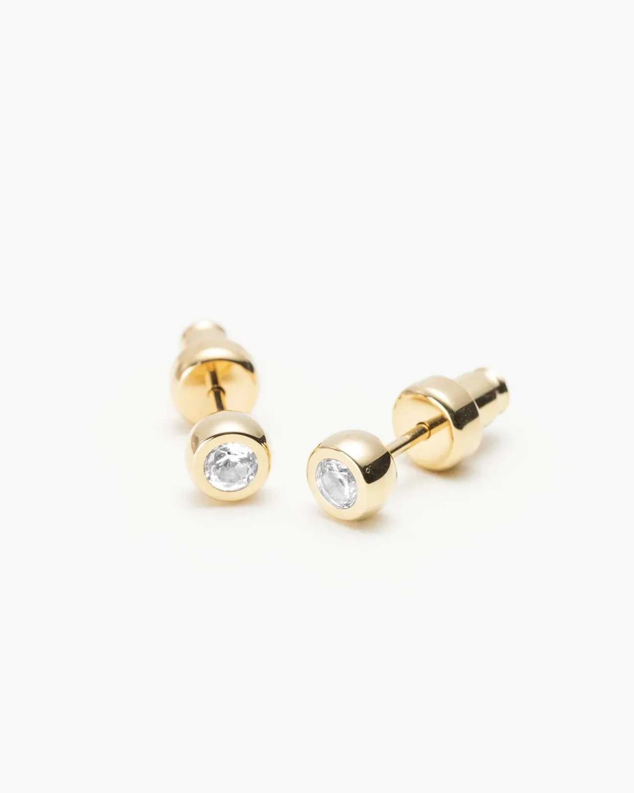 White Sapphire Essentials