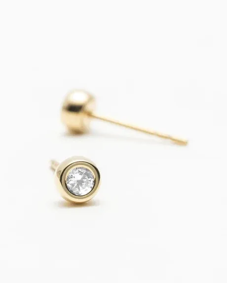White Sapphire Essentials